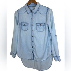 Tencel Button Up Hi-Low Shirt Light Blue Chambray Size Medium